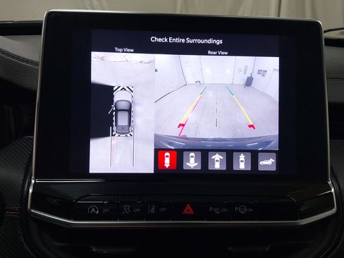 Used 2024 Jeep Compass Trailhawk w/ Trailhawk Elite Group image 36