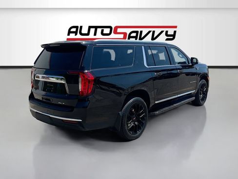 Used 2023 GMC Yukon XL SLT w/ SLT Premium Package AWD/4WD image 7