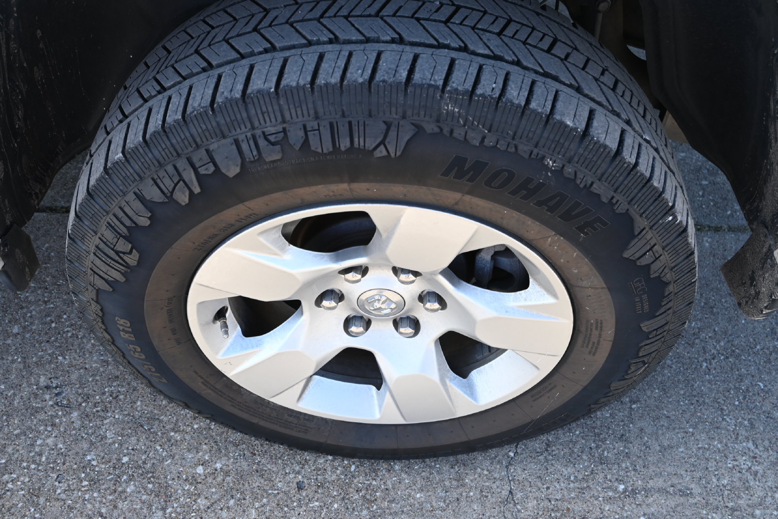 Used 2025 RAM 1500 Big Horn AWD/4WD image 6