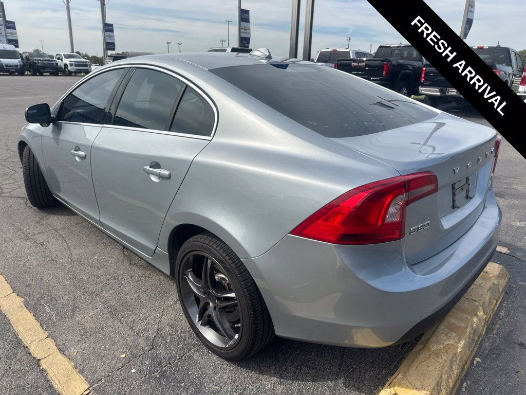 Used 2011 Volvo S60 T6 AWD/4WD image 5