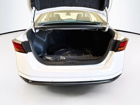 New 2026 Nissan Altima 2.5 SV FWD image 20