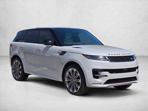 Used 2025 Land Rover Range Rover Sport Dynamic SE AWD/4WD image 3