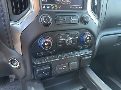 Used 2019 Chevrolet Silverado 1500 LT Trail Boss image 35