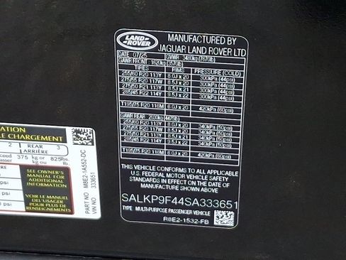 New 2025 Land Rover Range Rover SE image 13