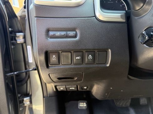 Used 2015 Nissan Murano Platinum w/ Platinum Technology Package AWD/4WD image 30