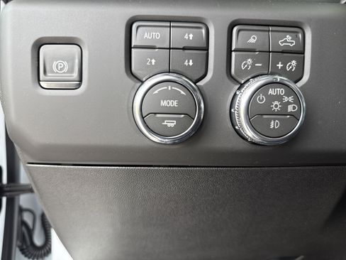New 2026 GMC Sierra 2500 AT4X AWD/4WD image 19