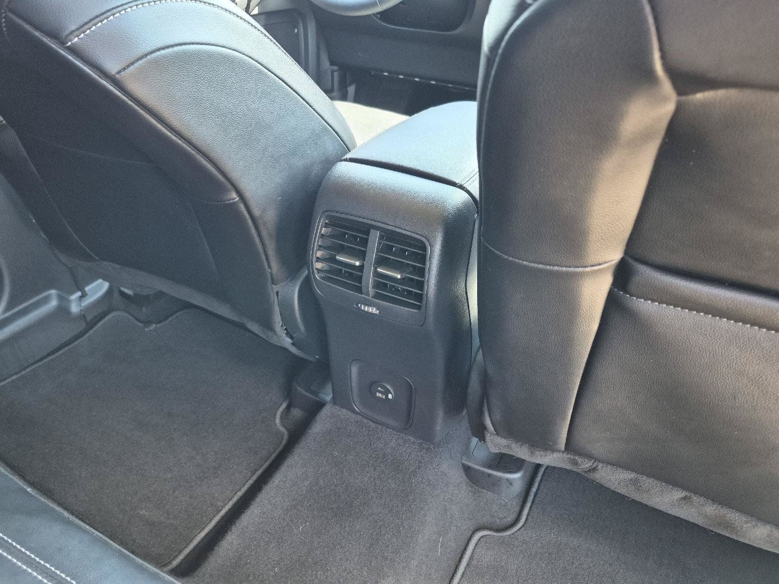 Used 2020 Ford Escape SEL FWD image 12