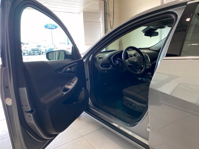 Used 2024 Chevrolet Malibu LT FWD image 10