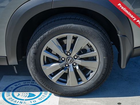 Used 2022 Nissan Pathfinder SV w/ SV Black Package FWD image 10