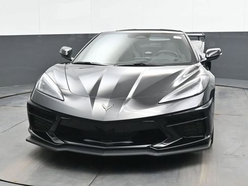 Used 2025 Chevrolet Corvette Stingray Coupe w/ Z51 Performance Package image 6