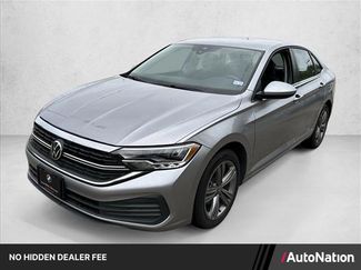 Used 2024 Volkswagen Jetta SE FWD video 1