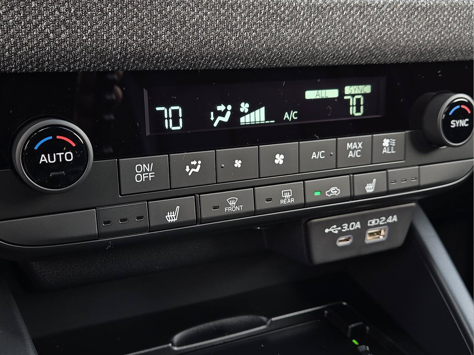 Certified 2026 Subaru Outback Premium AWD/4WD image 30