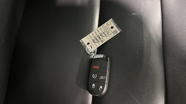 Used 2020 Jeep Grand Cherokee Limited AWD/4WD image 43