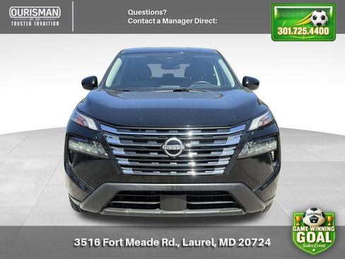 Used 2025 Nissan Rogue SV FWD image 2