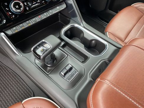 Used 2024 GMC Sierra 1500 Denali Ultimate image 18