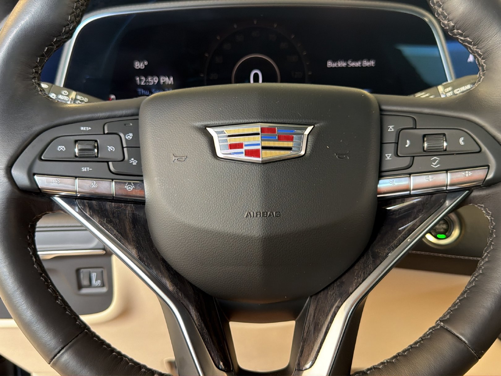 Certified 2022 Cadillac Escalade Premium Luxury RWD image 23