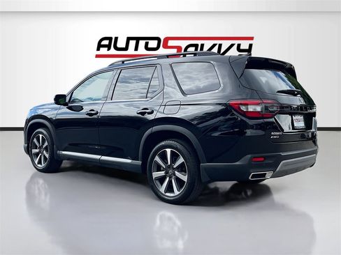 Used 2024 Honda Pilot Elite image 5