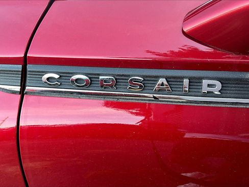 Used 2021 Lincoln Corsair Reserve w/ Equipment Group 201A image 31