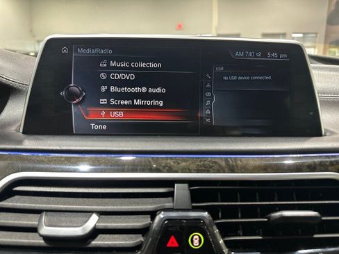 Used 2016 BMW 740i RWD image 51