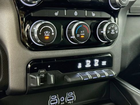 Used 2025 RAM 1500 Big Horn AWD/4WD image 8