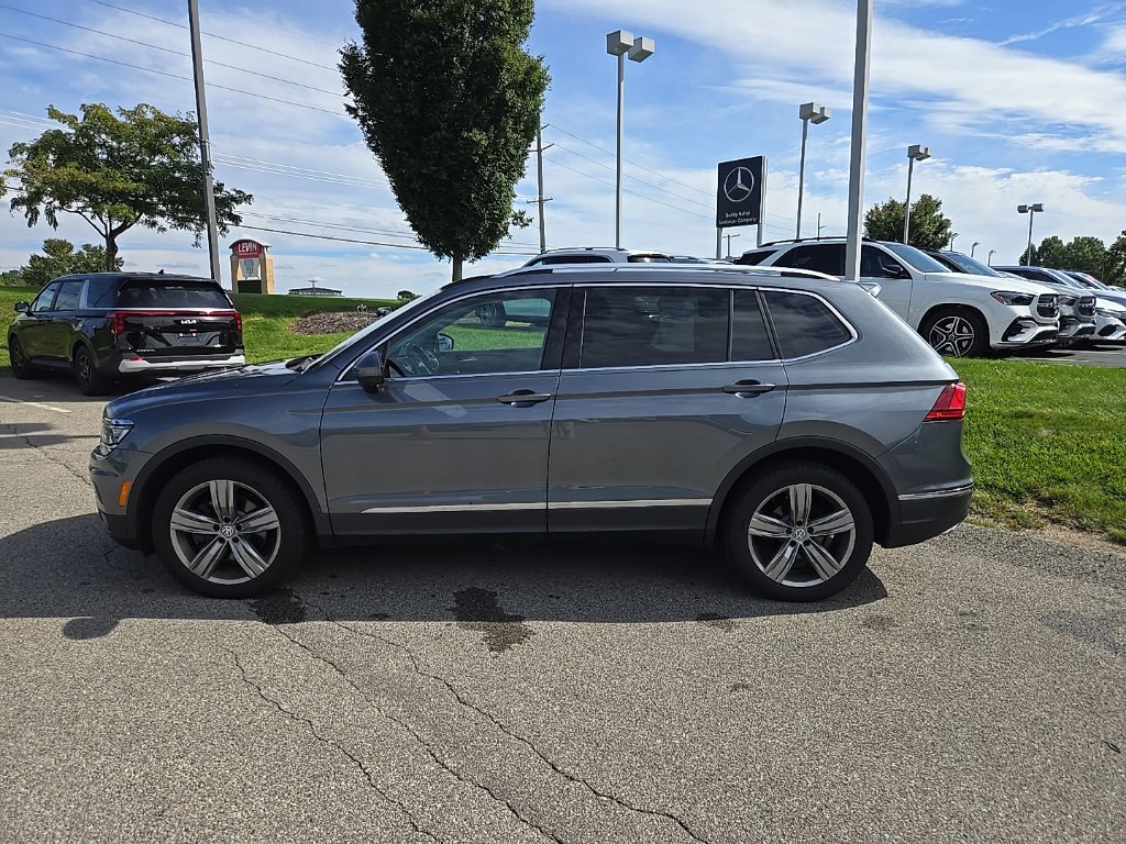Used 2018 Volkswagen Tiguan SEL Premium AWD/4WD image 10