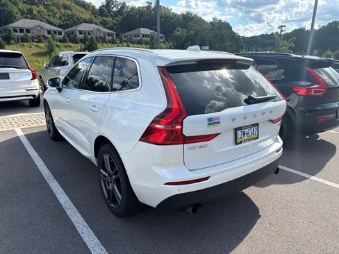 Used 2020 Volvo XC60 T5 Momentum w/ Protection Package AWD/4WD image 6