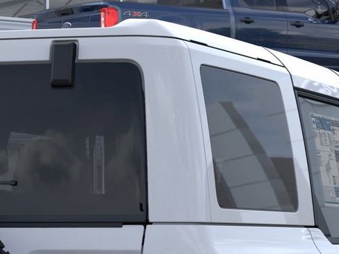 New 2026 Ford Bronco Outer Banks AWD/4WD image 29
