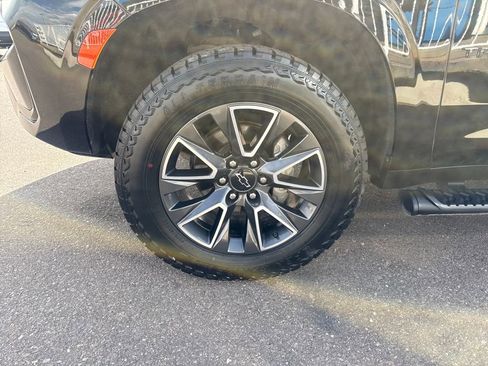 Used 2021 Chevrolet Tahoe Z71 image 27