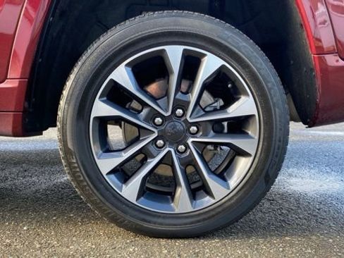 Used 2022 Jeep Grand Cherokee L Overland w/ Luxury Tech Group IV image 10