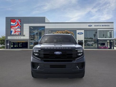New 2026 Ford Expedition Active RWD image 6
