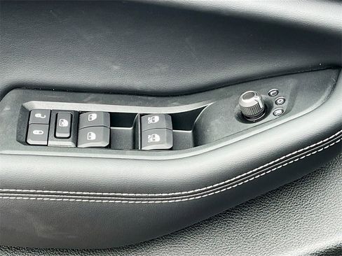 New 2025 Jeep Grand Cherokee Limited w/ Black Appearance Package image 27