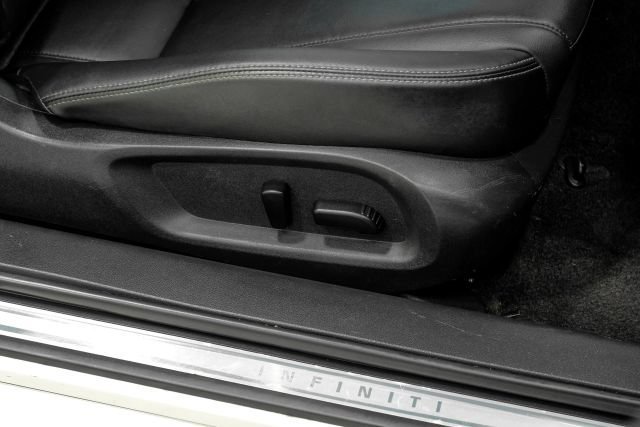 Used 2019 INFINITI Q60 3.0t Luxe RWD image 42
