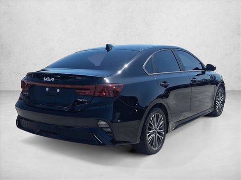 Used 2023 Kia Forte GT-Line w/ GT-Line Technology Package FWD image 5