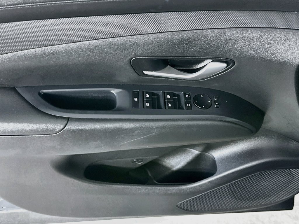 Used 2025 Hyundai Tucson SEL FWD image 23