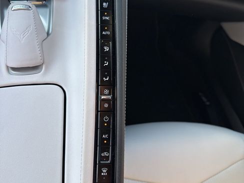 Used 2024 Chevrolet Corvette Stingray Preferred Cpe w/ 2LT image 8