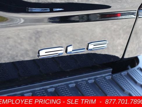 New 2026 GMC Sierra 1500 SLE w/ Max Trailering Package AWD/4WD image 8
