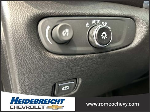 Used 2022 Chevrolet Blazer Premier w/ Enhanced Convenience Package AWD/4WD image 28