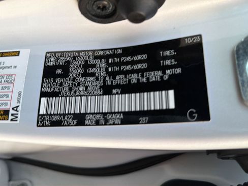 Certified 2024 Toyota 4Runner Limited AWD/4WD image 43