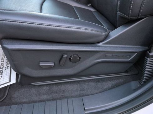 Used 2025 Ford F150 Lariat AWD/4WD image 12