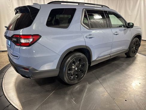 New 2026 Honda Pilot Black Edition image 5