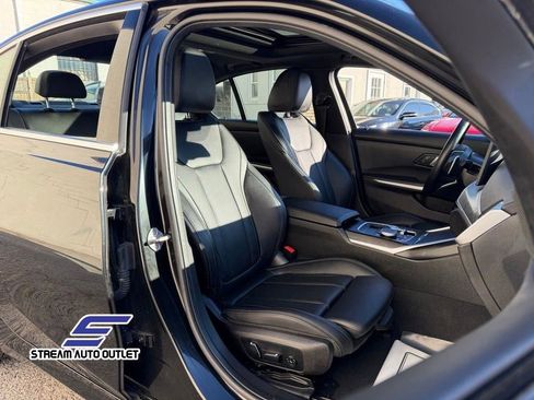 Used 2024 BMW 330i xDrive Sedan image 11