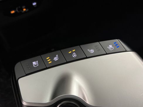 New 2025 Kia EV6 Wind image 34