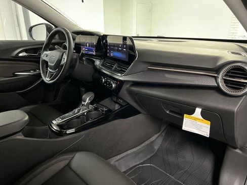 New 2026 Chevrolet Trax ACTIV w/ Driver Confidence Package image 28