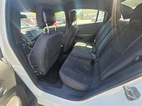 Used 2013 Chrysler 200 LX FWD image 22