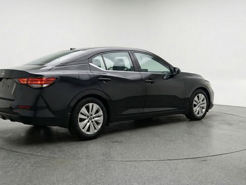 Used 2025 Nissan Sentra S FWD image 9