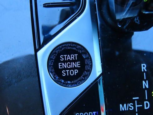 Used 2022 BMW X5 sDrive40i w/ M Sport Package image 26