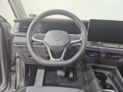 New 2026 Volkswagen Tiguan SE AWD/4WD image 13
