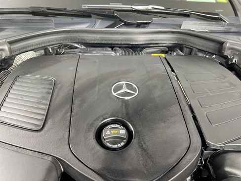 Certified 2024 Mercedes-Benz GLC 300 4MATIC image 43