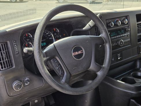 Used 2015 GMC Savana 2500 RWD image 14