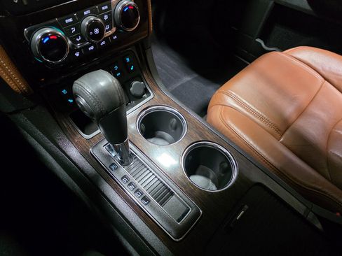 Used 2016 Chevrolet Traverse LTZ image 39